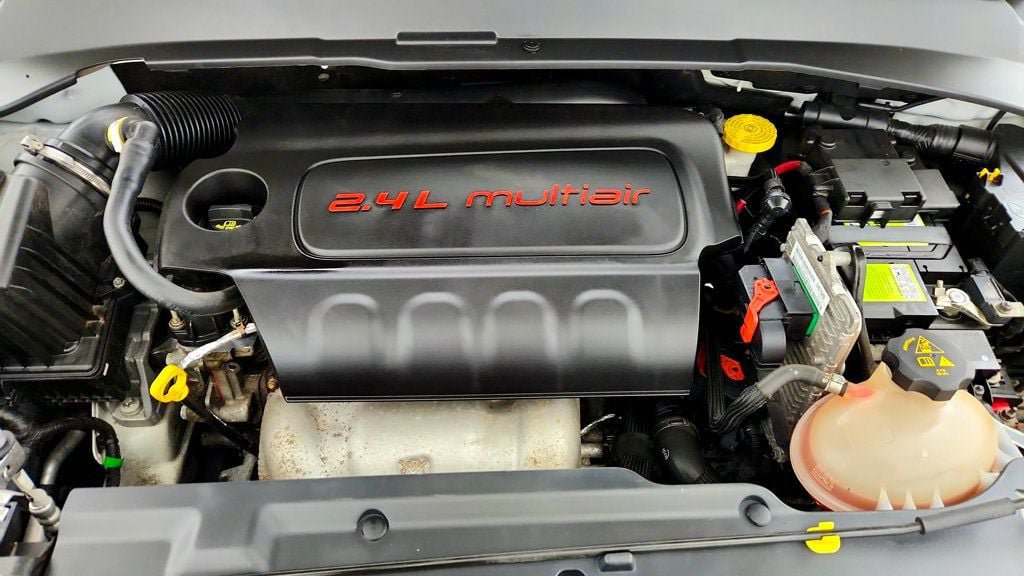 Used 2018 Jeep Compass Latitude AWD/4WD image 24