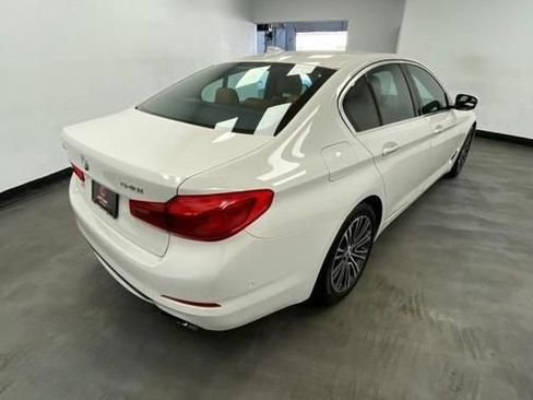 Used 2017 BMW 540i xDrive AWD/4WD image 8