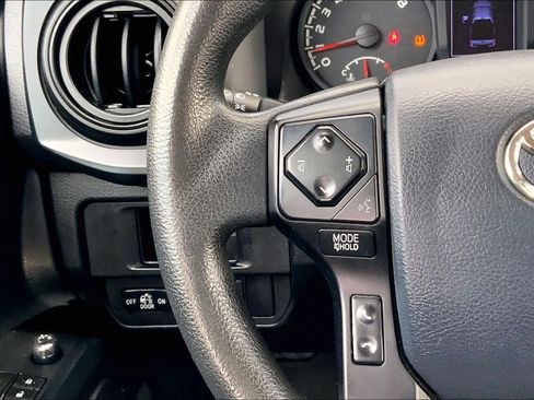 Used 2018 Toyota Tacoma SR w/ SR Convenience Package RWD image 22