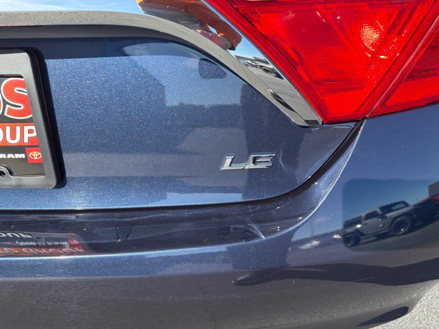Used 2015 Toyota Camry LE FWD image 9