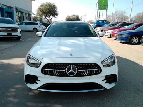 Used 2023 Mercedes-Benz E 350 Sedan image 2