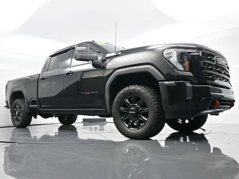 Used 2024 GMC Sierra 2500 AT4 w/ AT4 Premium Plus Package AWD/4WD image 48