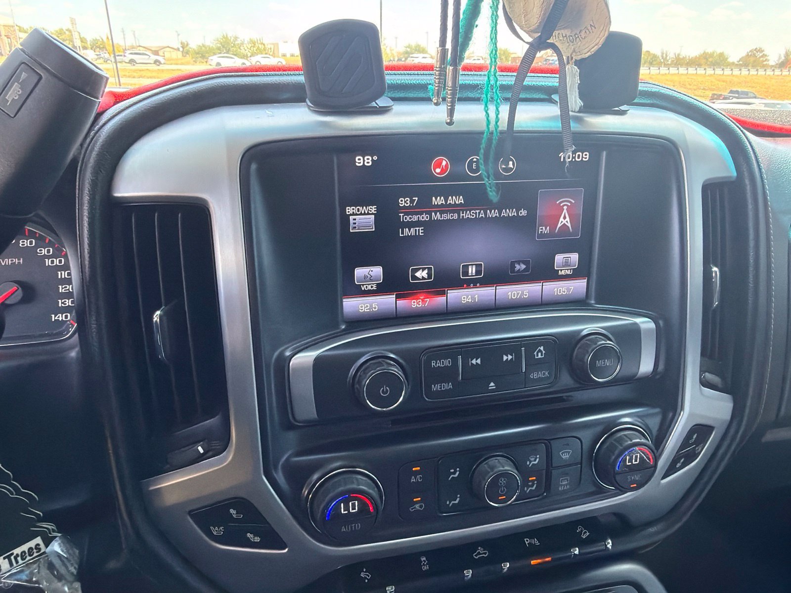 Used 2015 GMC Sierra 1500 SLT AWD/4WD image 6