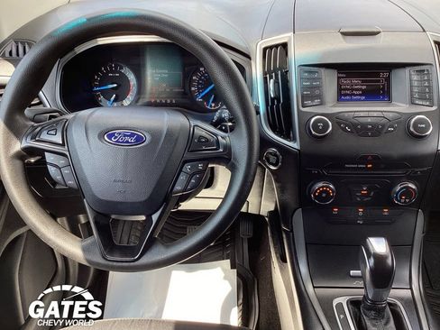 Used 2015 Ford Edge SE AWD/4WD image 14