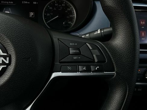 Used 2025 Nissan Versa SV image 29