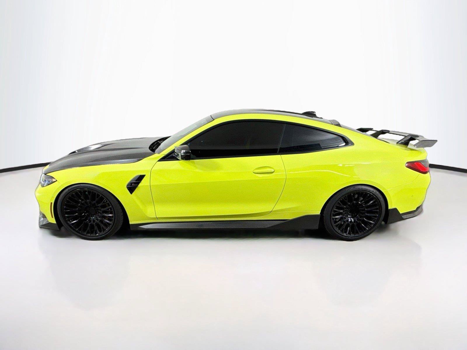 Used 2021 BMW M4 Competition w/ M Carbon Exterior Package RWD image 2