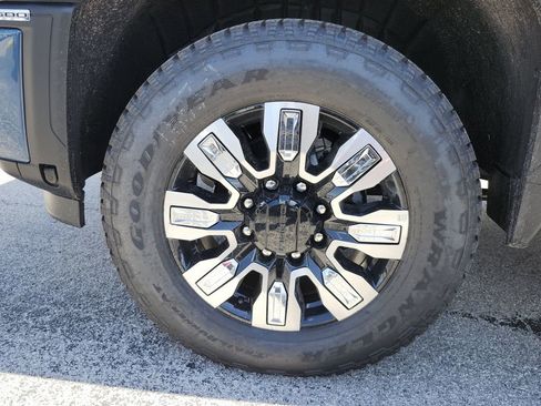 New 2026 GMC Sierra 2500 Denali w/ Denali Reserve Package AWD/4WD image 35