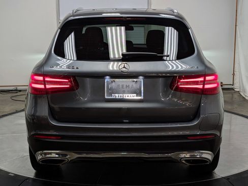 Used 2019 Mercedes-Benz GLC 350e GLC 350e 4MATIC Plug-In Hybrid image 8