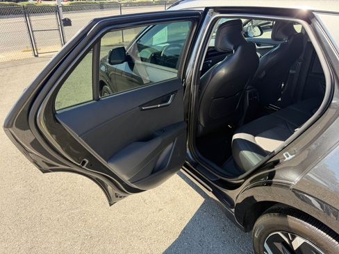 Used 2024 Kia Niro Wind FWD image 44