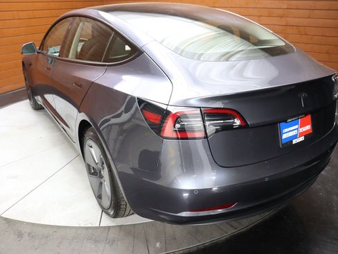 Used 2023 Tesla Model 3 Standard Range RWD image 8