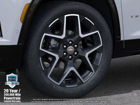 New 2026 Chevrolet Traverse High Country w/ LPO, Floor Liner Package image 9