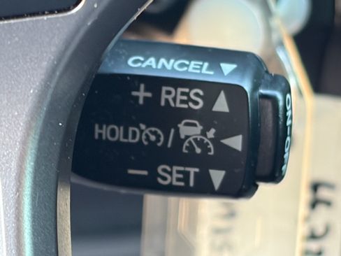 Used 2021 Toyota Tacoma SR5 RWD image 22