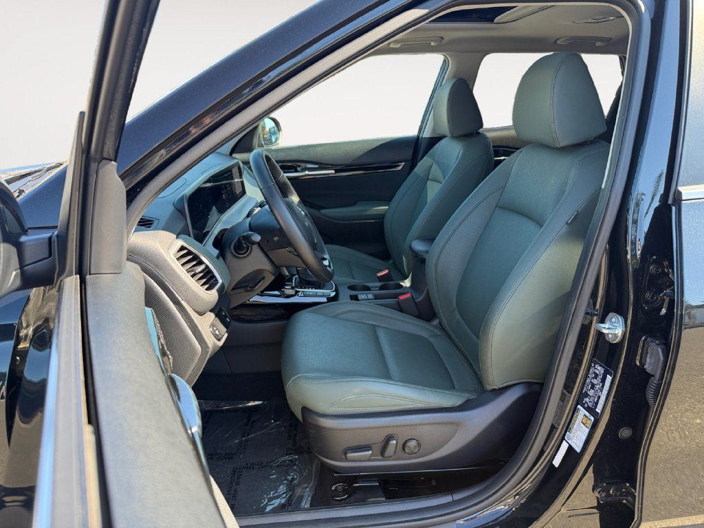 Used 2024 Kia Seltos SX w/ SX Sunroof Package AWD/4WD image 7