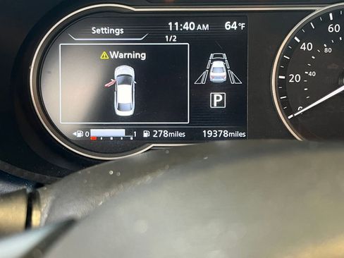 Used 2025 Nissan Versa SV image 40