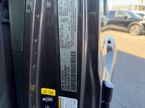 Used 2025 Jeep Wrangler Unlimited Sahara AWD/4WD image 29