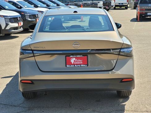 New 2026 Nissan Sentra SV w/ SV Convenience Package FWD image 5