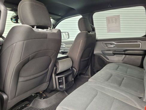 Used 2022 RAM 1500 Big Horn AWD/4WD image 14
