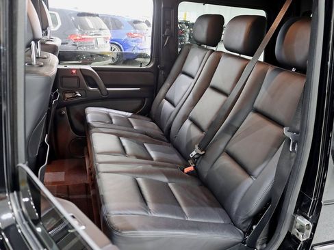 Used 2013 Mercedes-Benz G 550 image 29