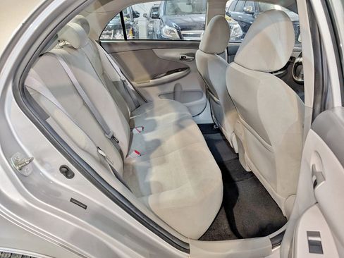 Used 2010 Toyota Corolla LE image 23