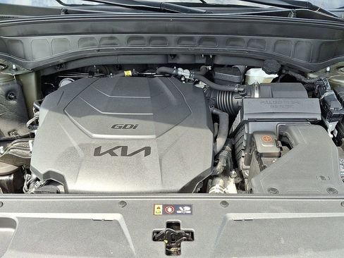 Certified 2022 Kia Telluride S image 33