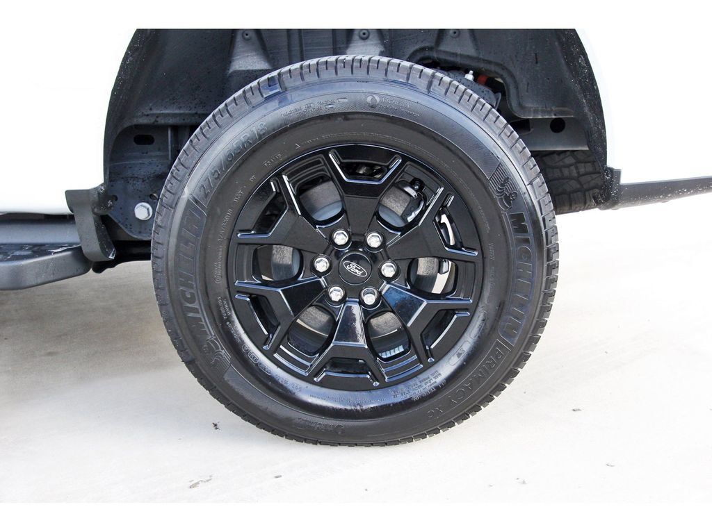Used 2025 Ford F150 Lightning XLT AWD/4WD image 33