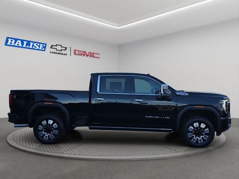 New 2025 GMC Sierra 2500 Denali w/ Denali Reserve Package image 5