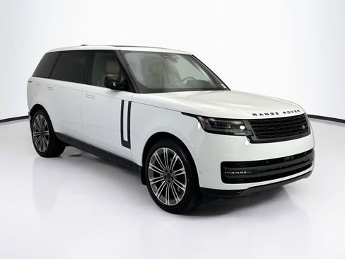 New 2026 Land Rover Range Rover Long Wheelbase SE AWD/4WD image 3