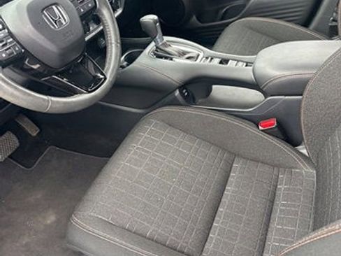 Used 2024 Honda HR-V Sport image 18