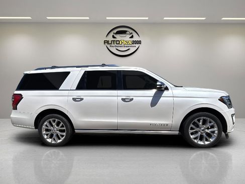 Used 2019 Ford Expedition Max Platinum image 3
