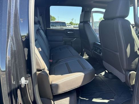 Used 2022 GMC Sierra 3500 Denali w/ Denali Ultimate Package AWD/4WD image 34