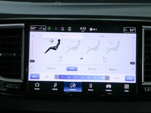 Used 2022 Chrysler Pacifica Touring-L FWD image 19
