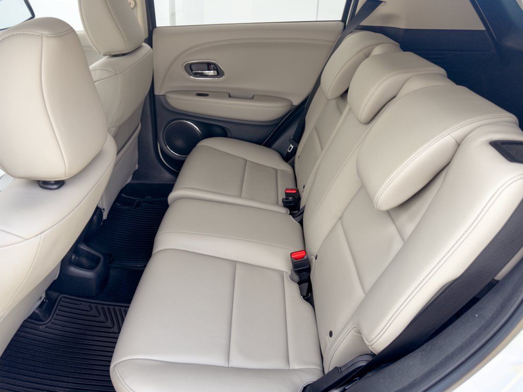 Used 2018 Honda HR-V EX-L image 17