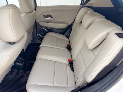 Used 2018 Honda HR-V EX-L image 17
