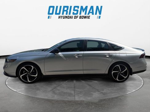 Used 2024 Honda Accord Sport image 3