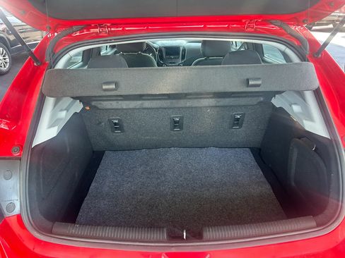 Used 2019 Chevrolet Cruze LS w/ LS Convenience Package FWD image 6