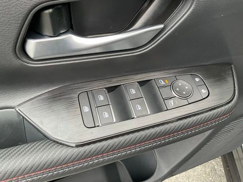 New 2026 Nissan Kicks SR w/ SR Premium Package image 11