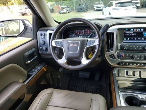 Used 2018 GMC Sierra 1500 SLT image 13