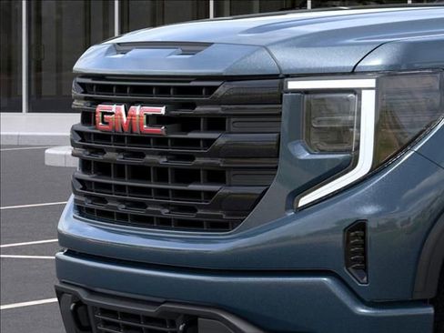 New 2026 GMC Sierra 1500 Elevation w/ Elevation Select Package AWD/4WD image 13