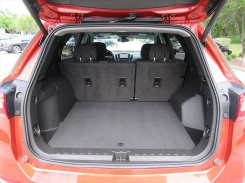 Used 2020 Chevrolet Equinox LT FWD image 30
