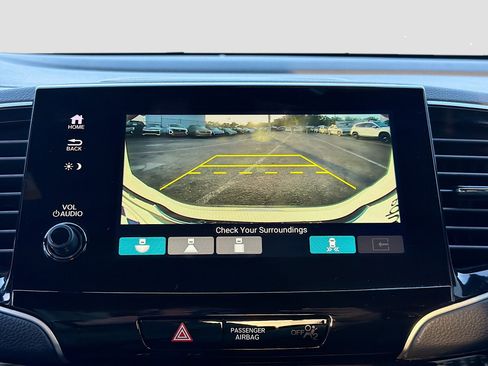 Used 2025 Honda Passport Black Edition image 33