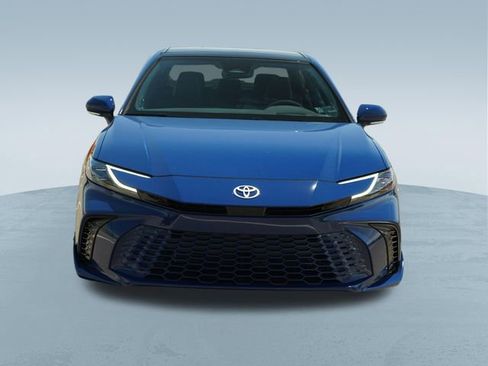 Used 2025 Toyota Camry XSE w/ Premium Package FWD image 2