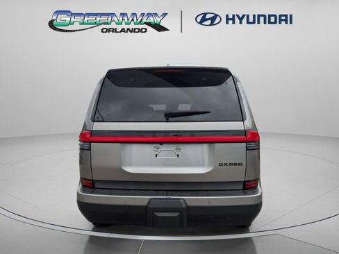 Used 2024 Lexus GX 550 w/ Accessory Package (31) AWD/4WD image 7