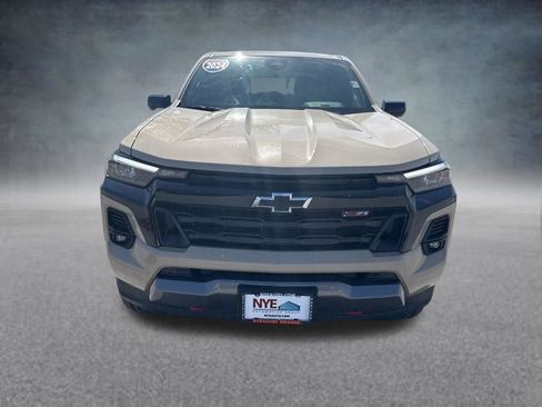 Used 2024 Chevrolet Colorado Z71 w/ Z71 Convenience Package 2 AWD/4WD image 9