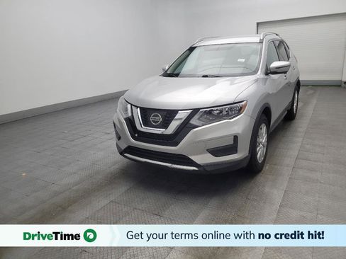 Used 2017 Nissan Rogue SV w/ SV Premium Package FWD image 1