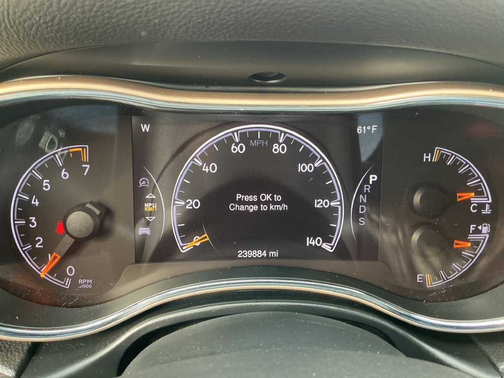 Used 2014 Jeep Grand Cherokee Limited w/ Luxury Group II AWD/4WD image 16