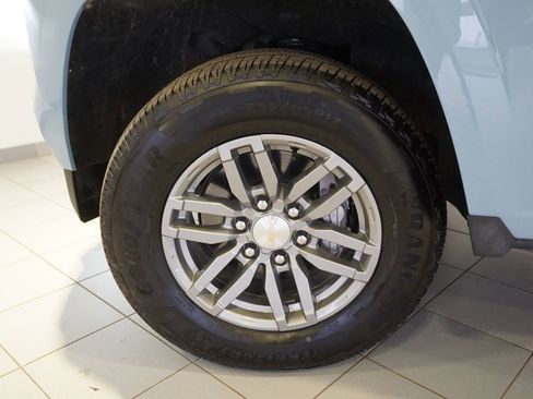 Certified 2025 Chevrolet Colorado LT w/ LT Convenience Package image 28