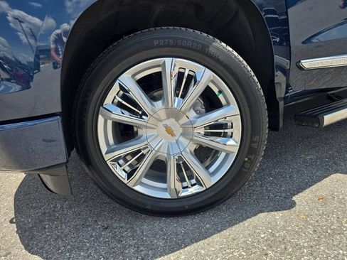 Certified 2023 Chevrolet Silverado 1500 High Country w/ High Country Premium Package AWD/4WD image 30