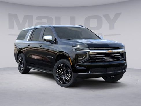New 2026 Chevrolet Suburban Premier image 2