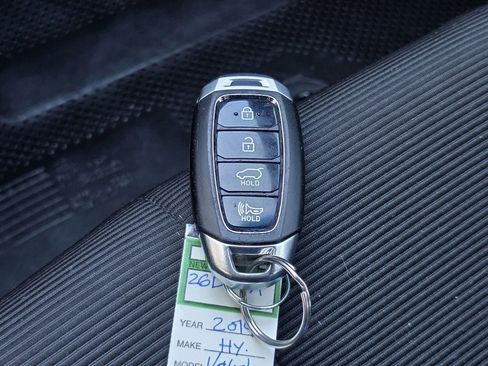 Used 2019 Hyundai Veloster 2.0 Premium image 36