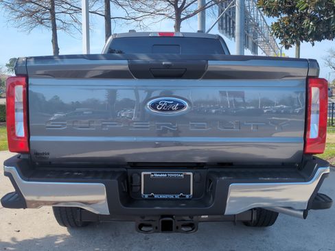 Used 2025 Ford F250 XLT w/ FX4 Off-Road Package image 9